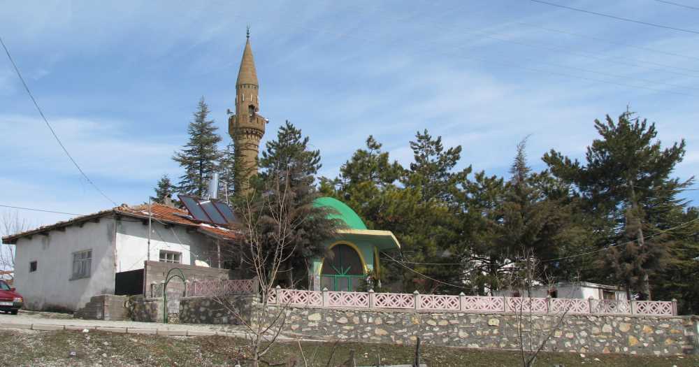 YILANLIOĞLU CAMİİ