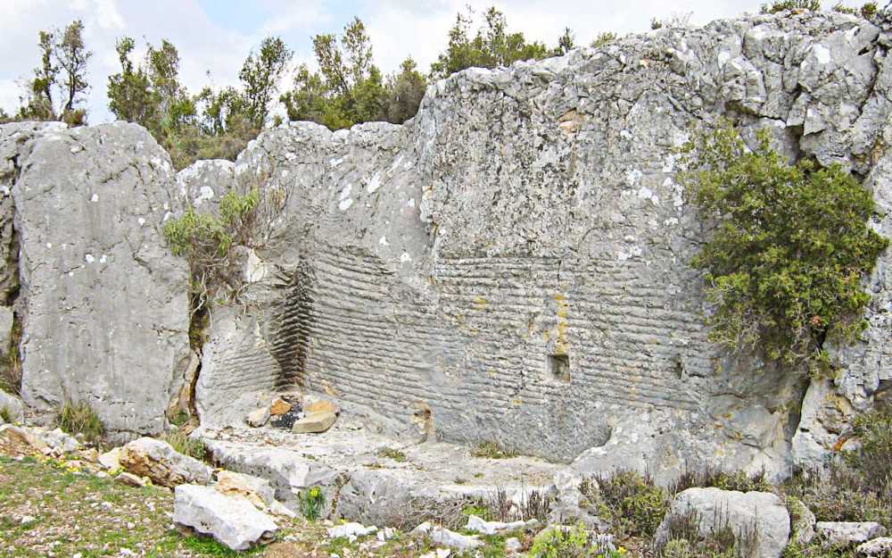 TAŞKAPI HARABESİ